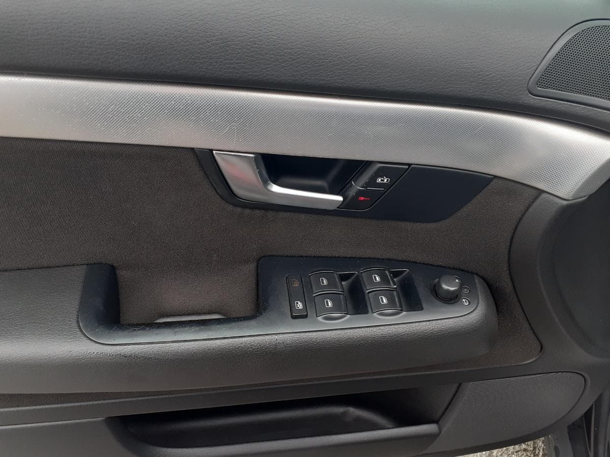 Audi A4 2.0 TDI · Ano 2007 — imagen 22