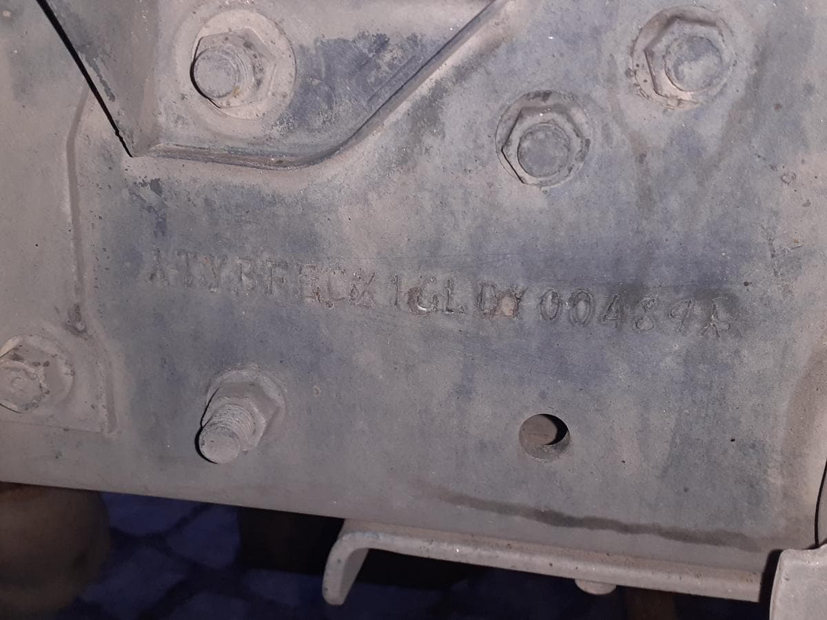 Mitsubishi Canter Fuso 9C18 · Ano 2014 — image 10