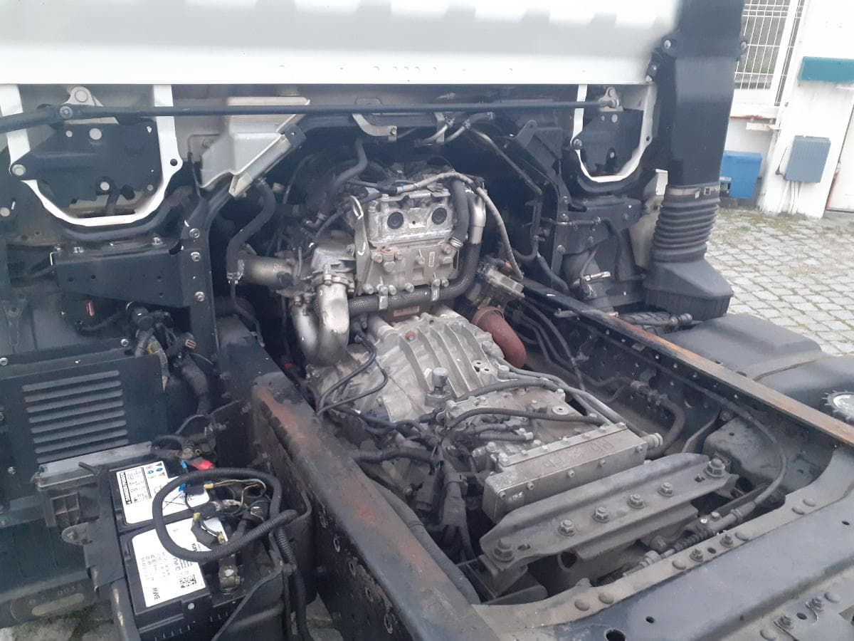 Mitsubishi Canter Fuso 9C18 · Ano 2014 — image 7