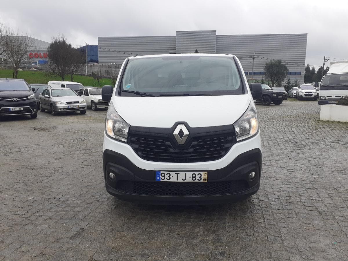 Renault Trafic 1.6 DCI · Ano 2017 — image 2