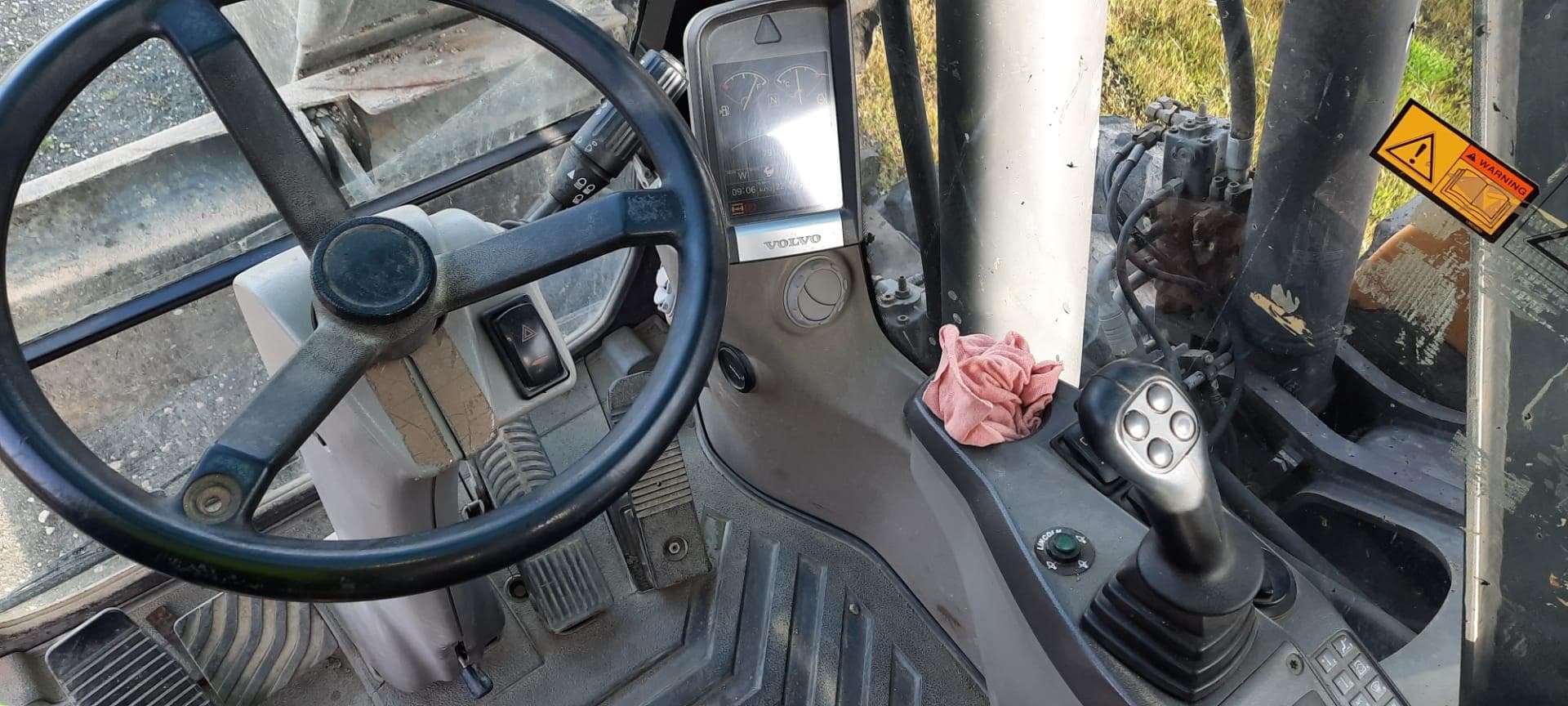 Escav. de rodas 20T - VOLVO — imagem 10