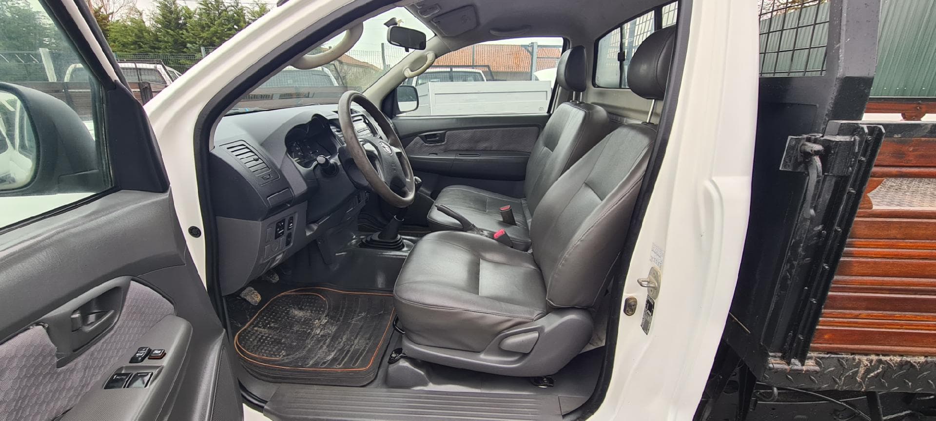 TOYOTA Hillux VII Pick-up 2.5 D-4D — imagem 9
