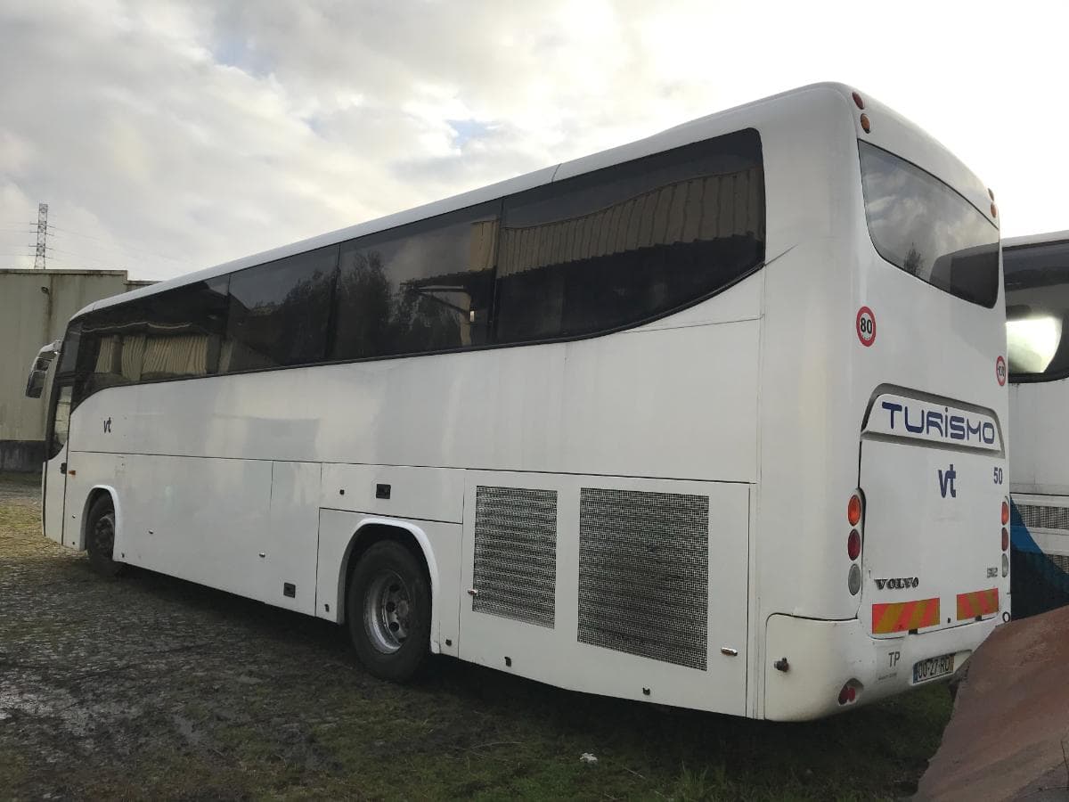 VOLVO B12 · Paredes — imagen 4