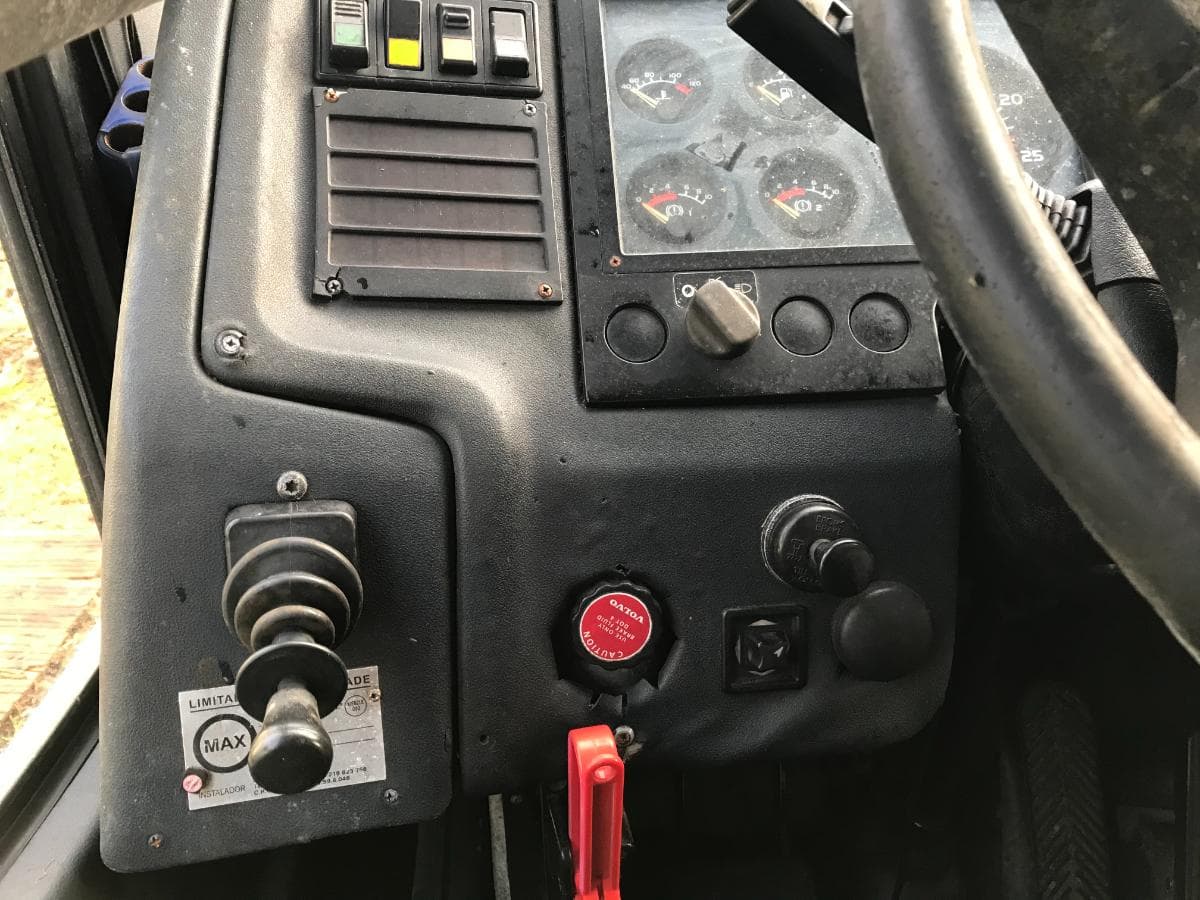 VOLVO B12 · Paredes — imagen 7