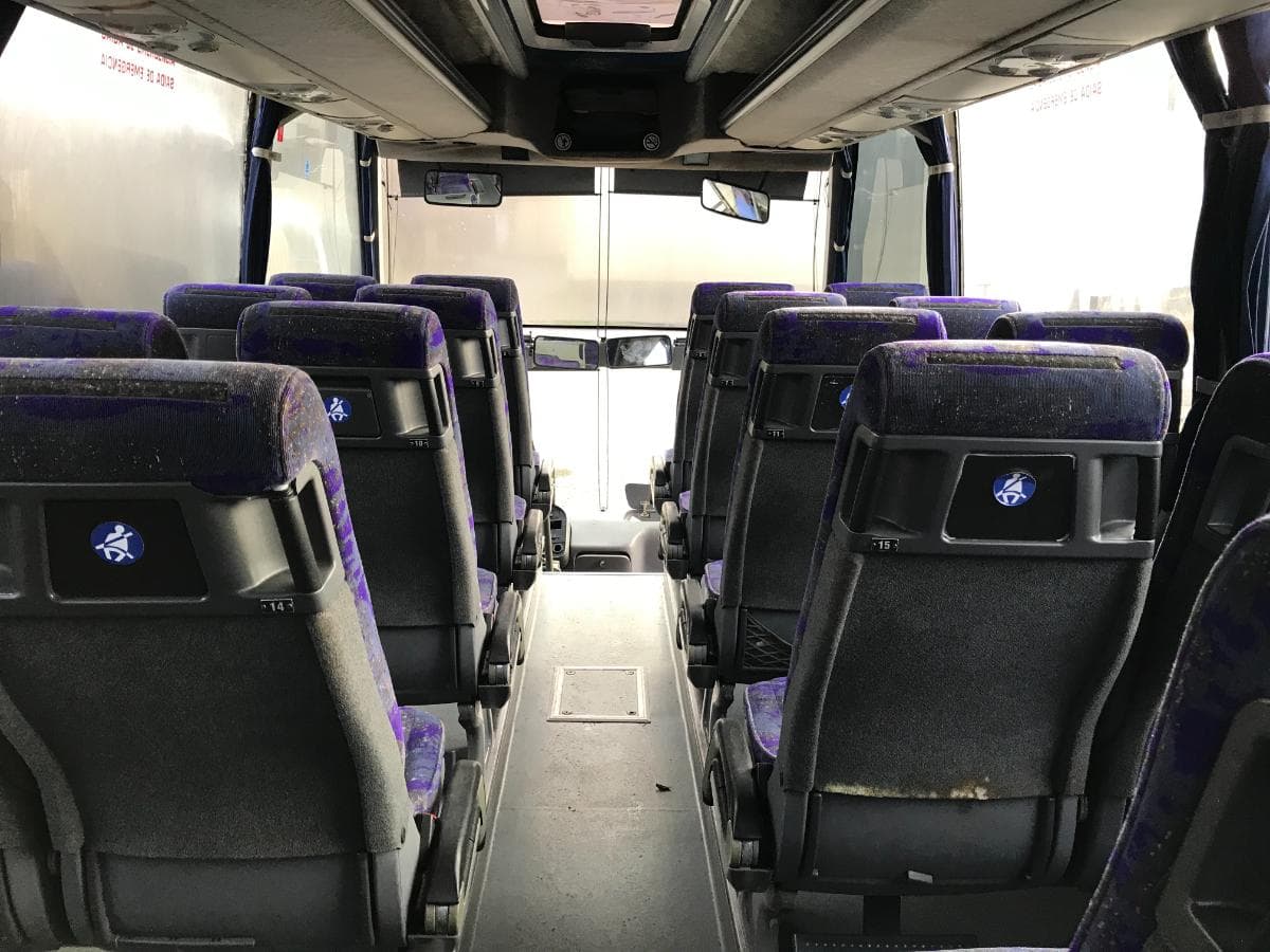 VOLVO B12B · Paredes — imagen 8