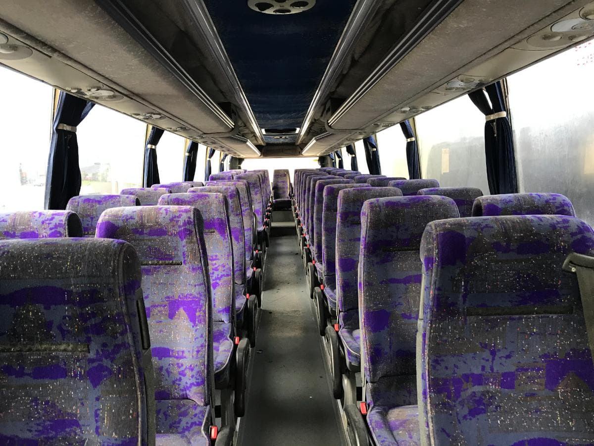 VOLVO B12B · Paredes — imagen 9