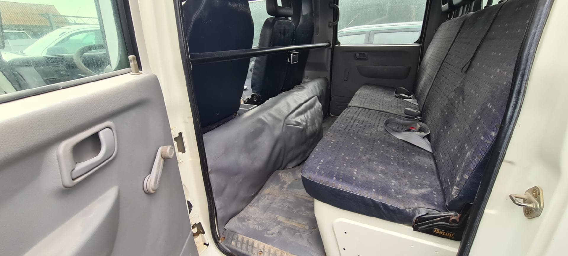 Mitsubishi Canter TD Cabine Dupla — image 9
