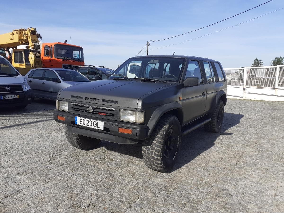 Nissan Terrano 2.7 · Ano 1995 — image 1