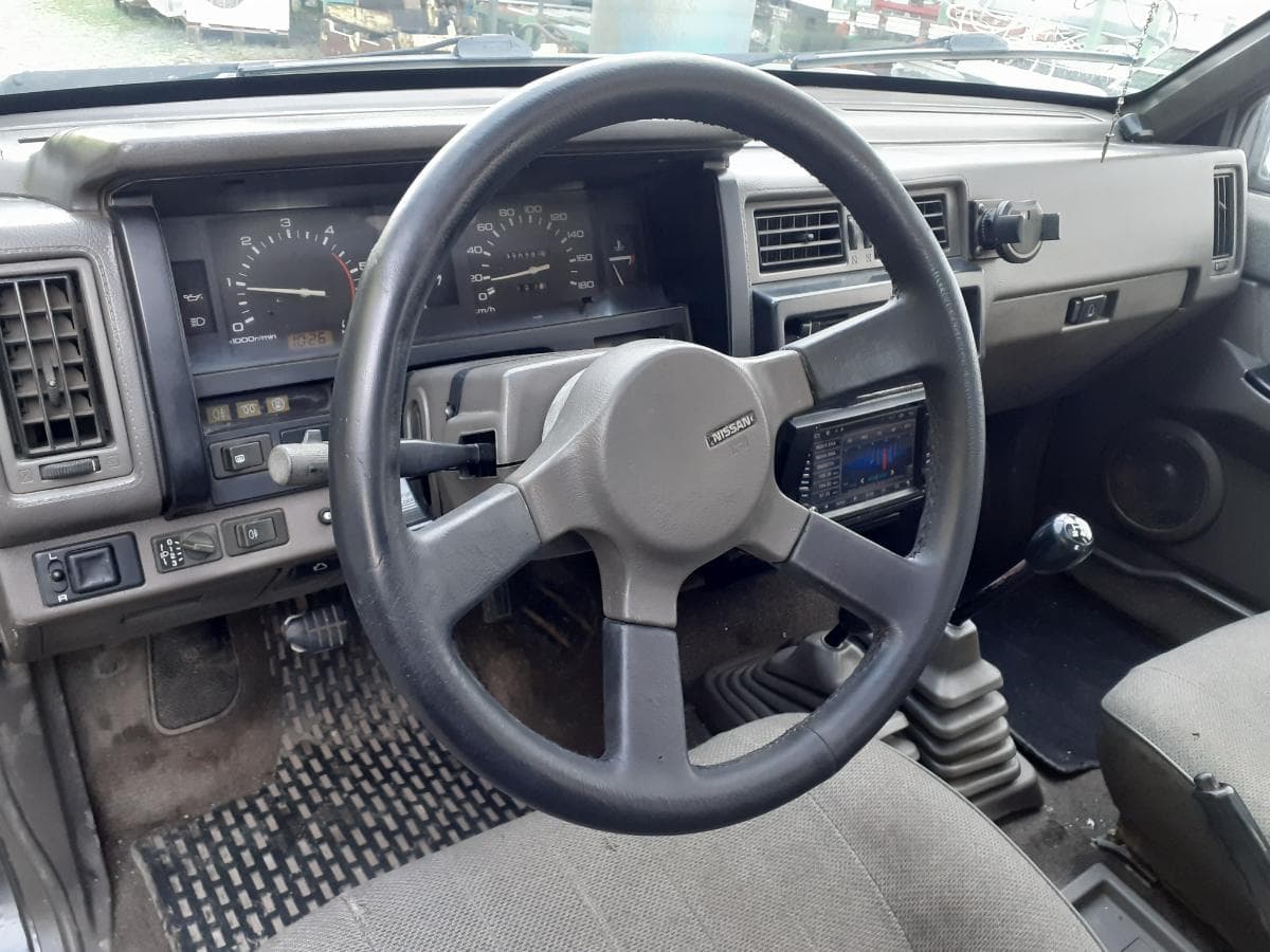 Nissan Terrano 2.7 · Ano 1995 — image 12