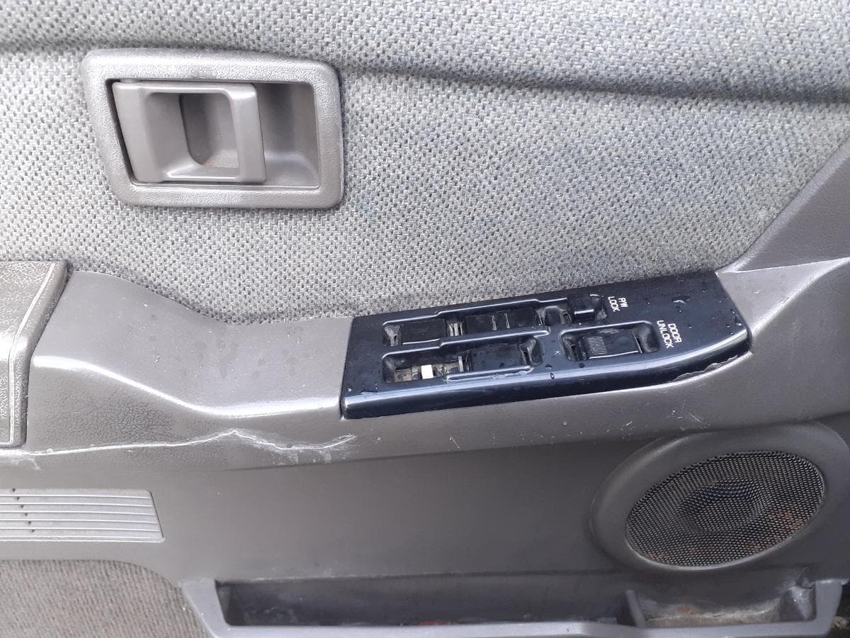 Nissan Terrano 2.7 · Ano 1995 — image 23