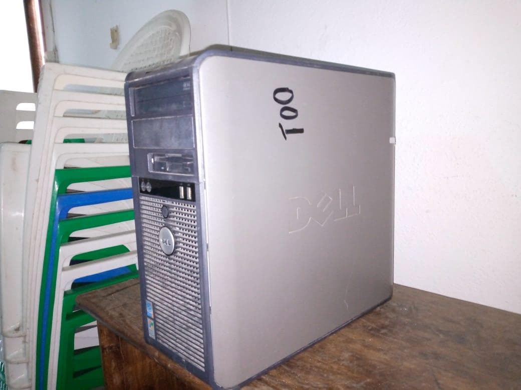 Desktop Dell Optiplex G520 + Desktop Dell Optiplex 390 + Desk Top Dell Optplex GX 390  · — imagen 4