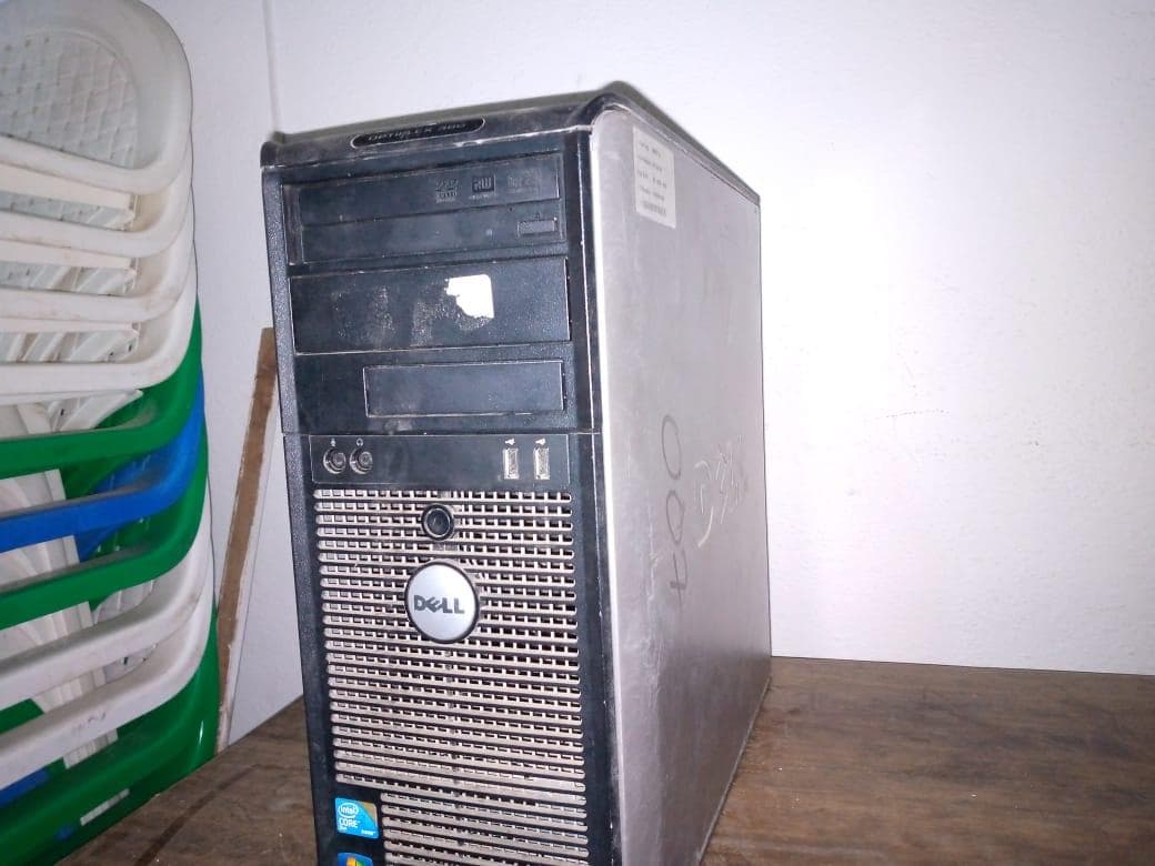 Processadores Dell + Desktop Dell Optiplex 380 · — imagen 2