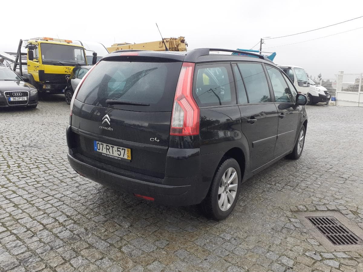 Citroën C4 Grand Picasso · 7 Lugares · Ano 2012 — imagen 6