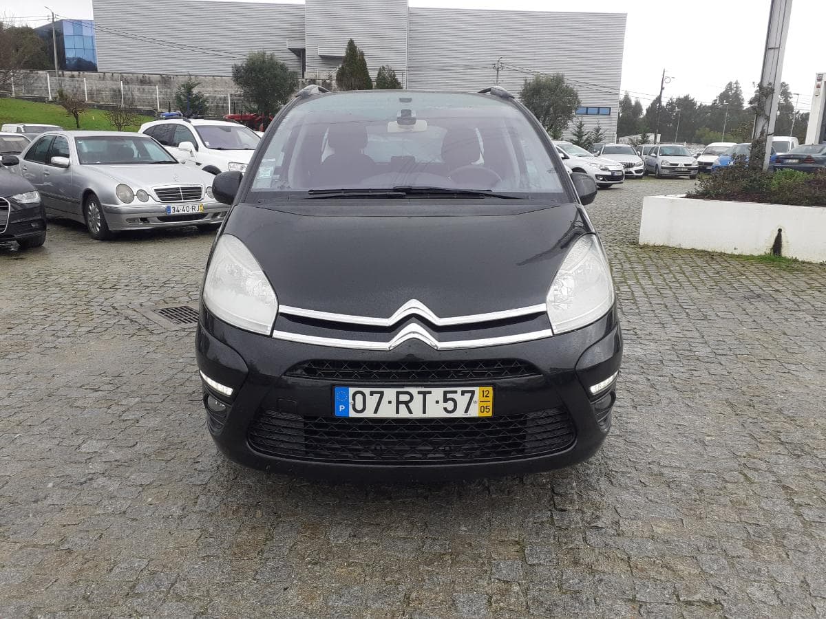 Citroën C4 Grand Picasso · 7 Lugares · Ano 2012 — imagen 2