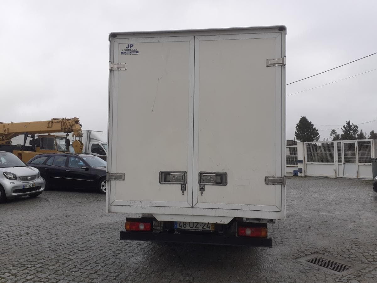 Mitsubishi Canter Fuso 3C13 · Ano 2018 — imagen 5
