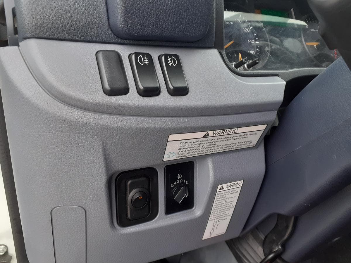 Mitsubishi Canter Fuso 3C13 · Ano 2018 — imagen 19