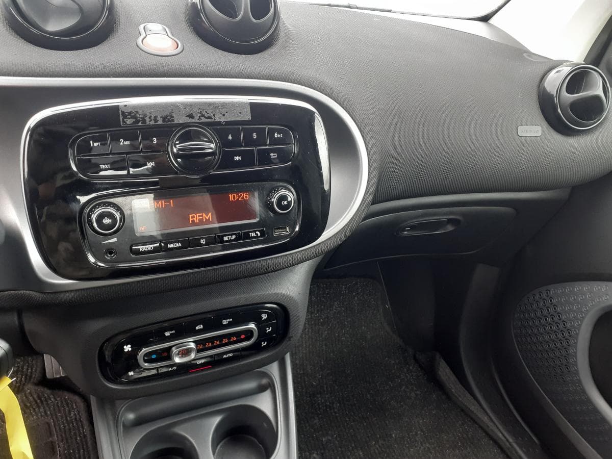 Smart Fortwo 1.0 · Ano 2015 — imagen 11