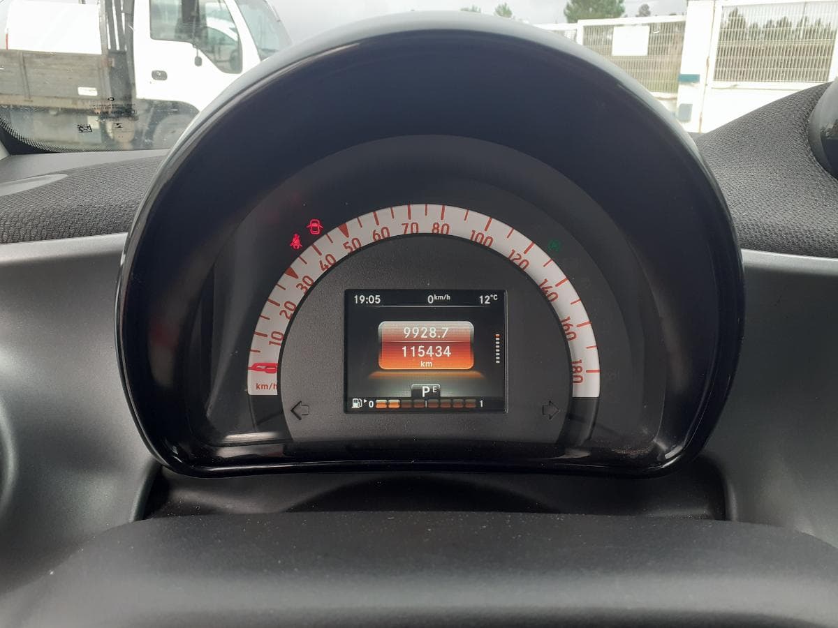 Smart Fortwo 1.0 · Ano 2015 — imagen 14