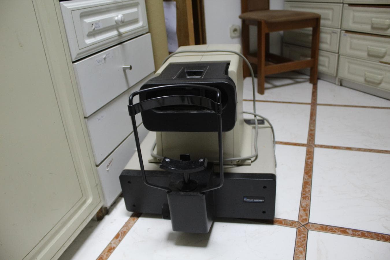 Equipamento Oftalmológico · Escritório · Diversos — imagen 4