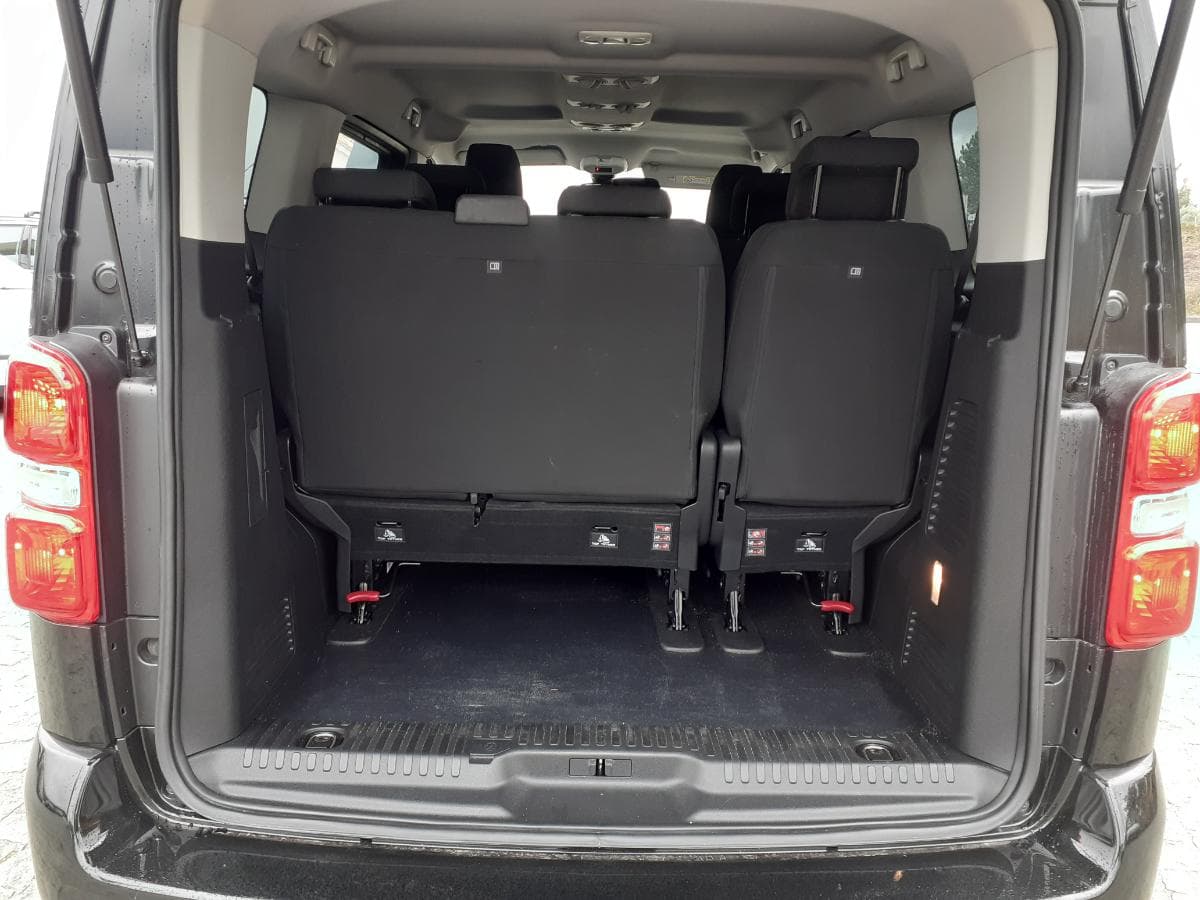 Toyota Proace 1.6 D · 9 Lugares · Ano 2017 — imagen 10