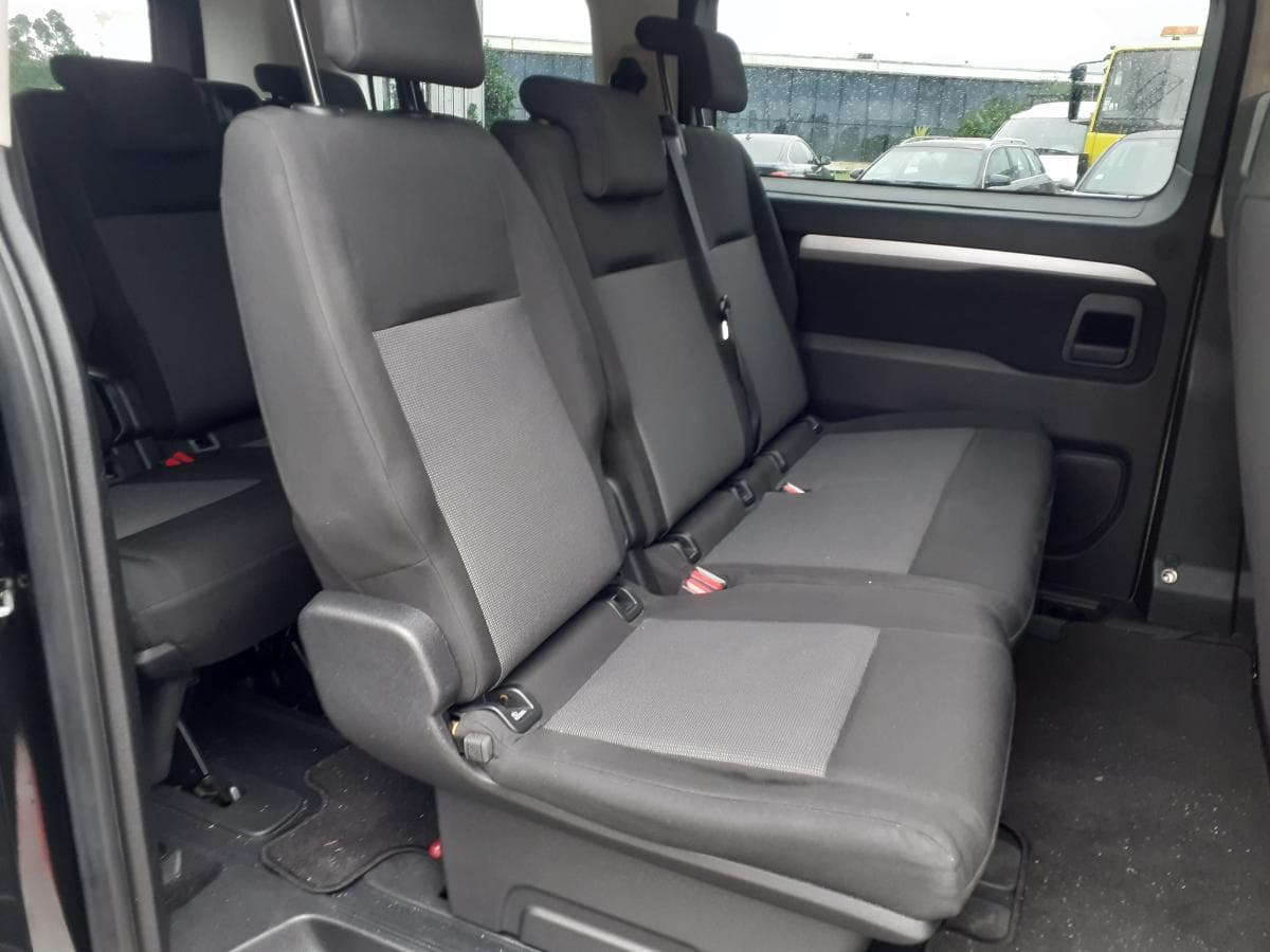 Toyota Proace 1.6 D · 9 Lugares · Ano 2017 — imagen 13