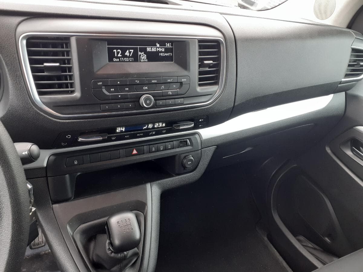 Toyota Proace 1.6 D · 9 Lugares · Ano 2017 — imagen 17