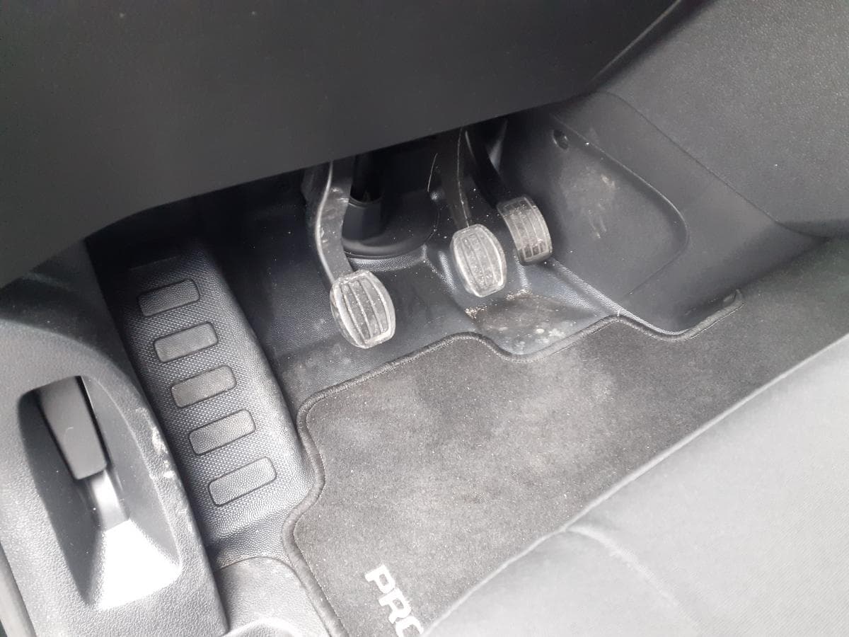 Toyota Proace 1.6 D · 9 Lugares · Ano 2017 — imagen 25