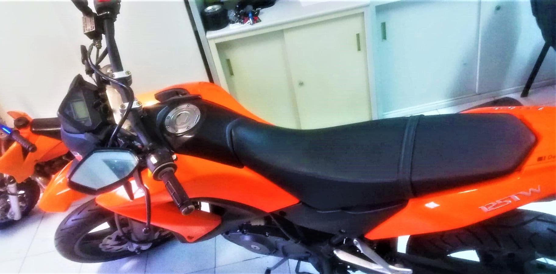 Moto KSR 125 TW — imagen 3