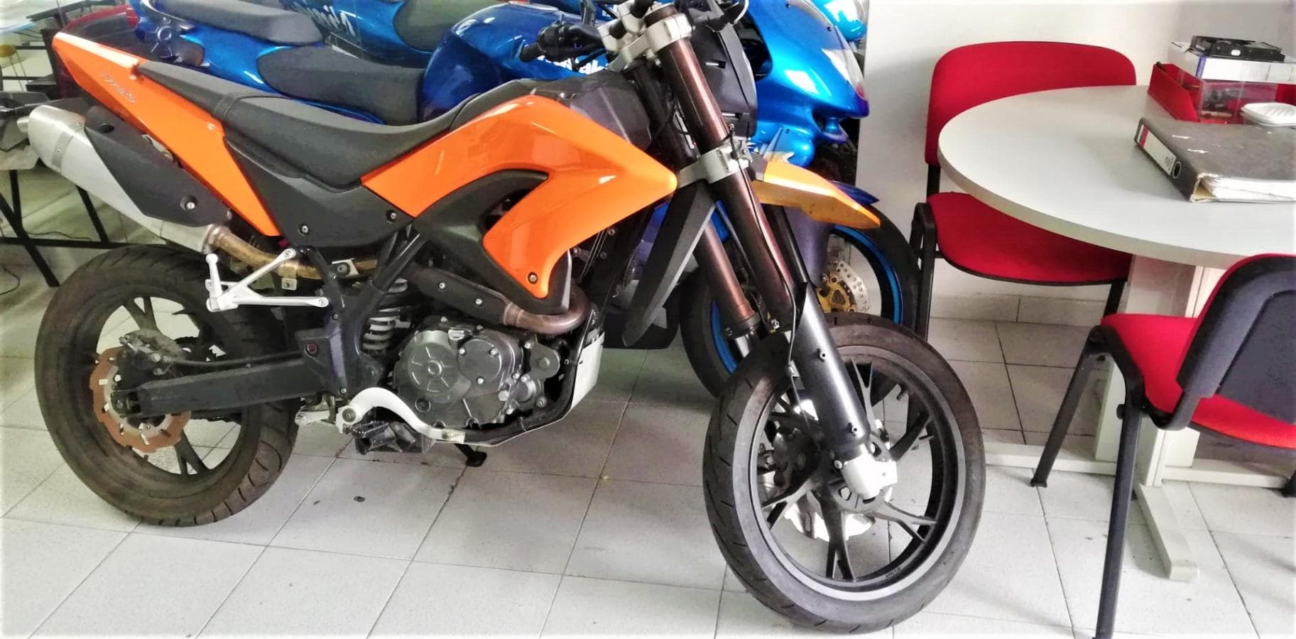Moto KSR 125 TW — imagen 2