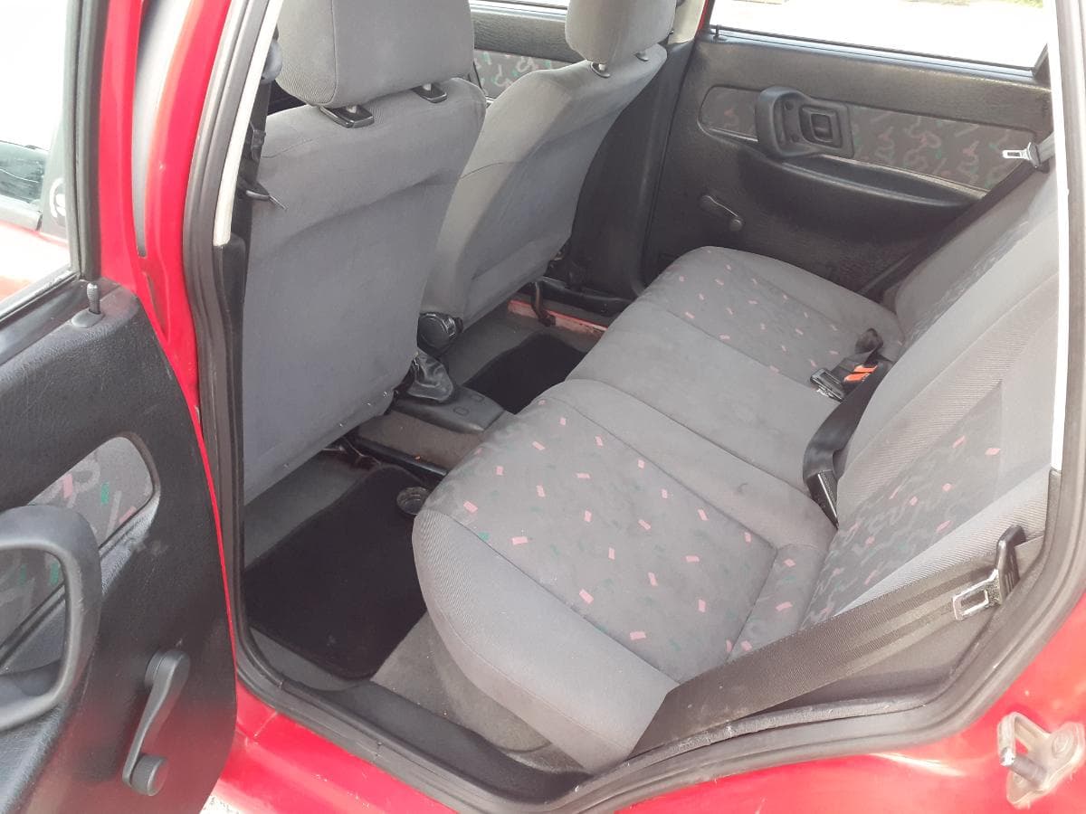 Seat Cordoba 1.4i · Ano 1995 — imagen 13