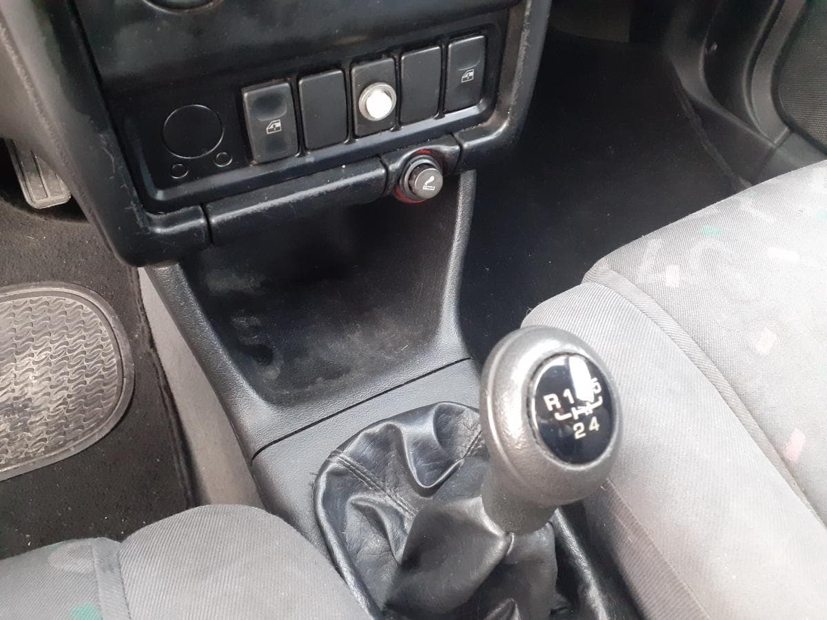 Seat Cordoba 1.4i · Ano 1995 — imagen 21