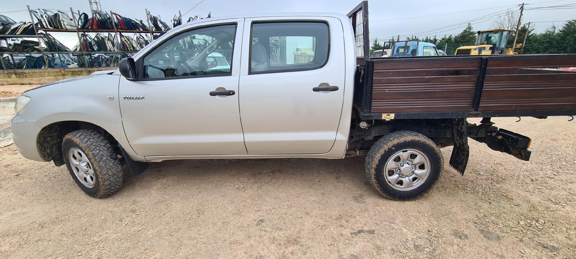 TOYOTA Hilux VII Pick-up 2.5 D-4D 4WD — imagem 6