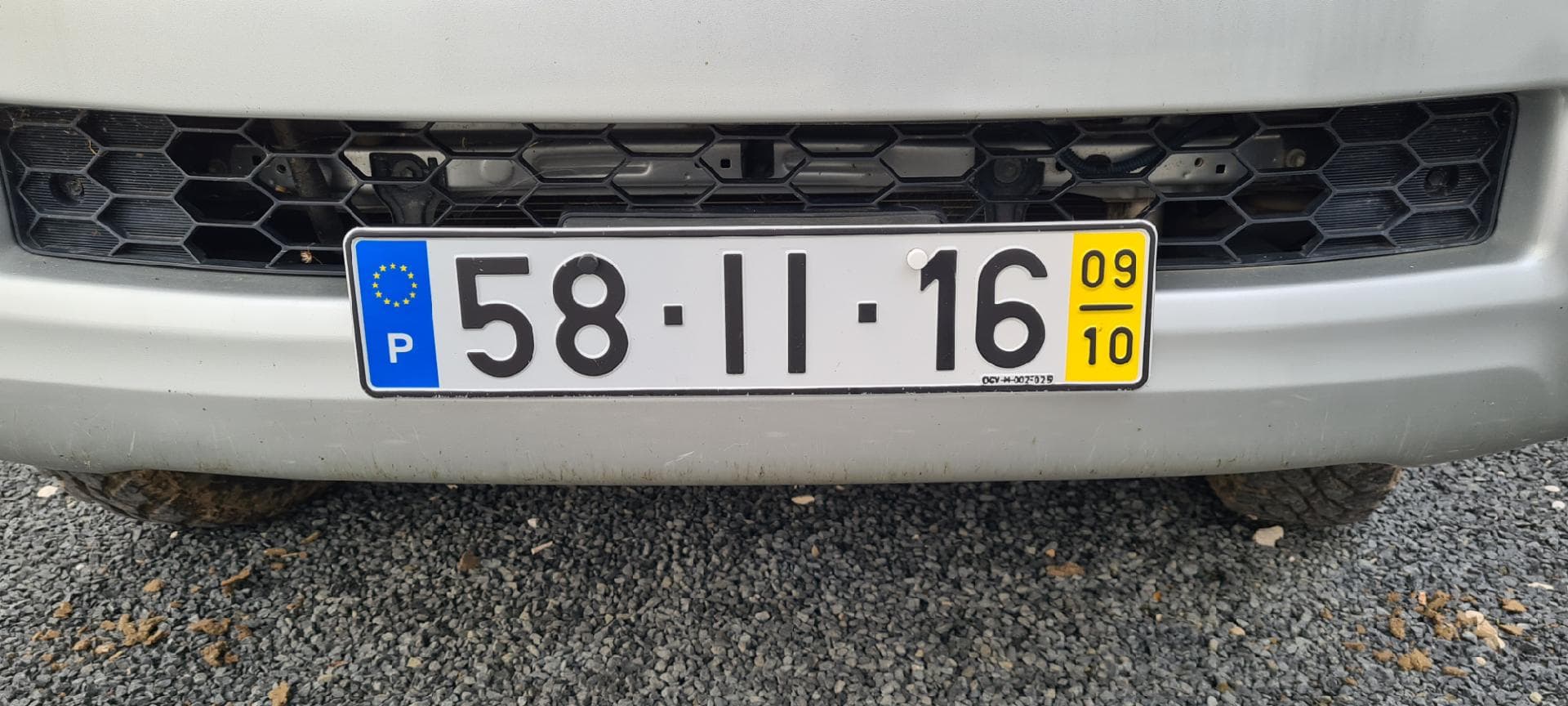 TOYOTA Hilux VII Pick-up 2.5 D-4D 4WD — imagem 4