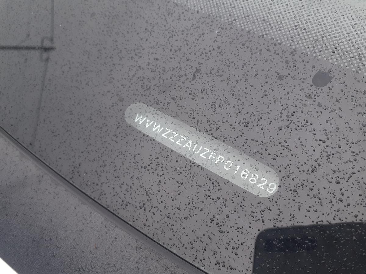 Volkswagen Golf 1.6 TDI · Ano 2014 — image 11