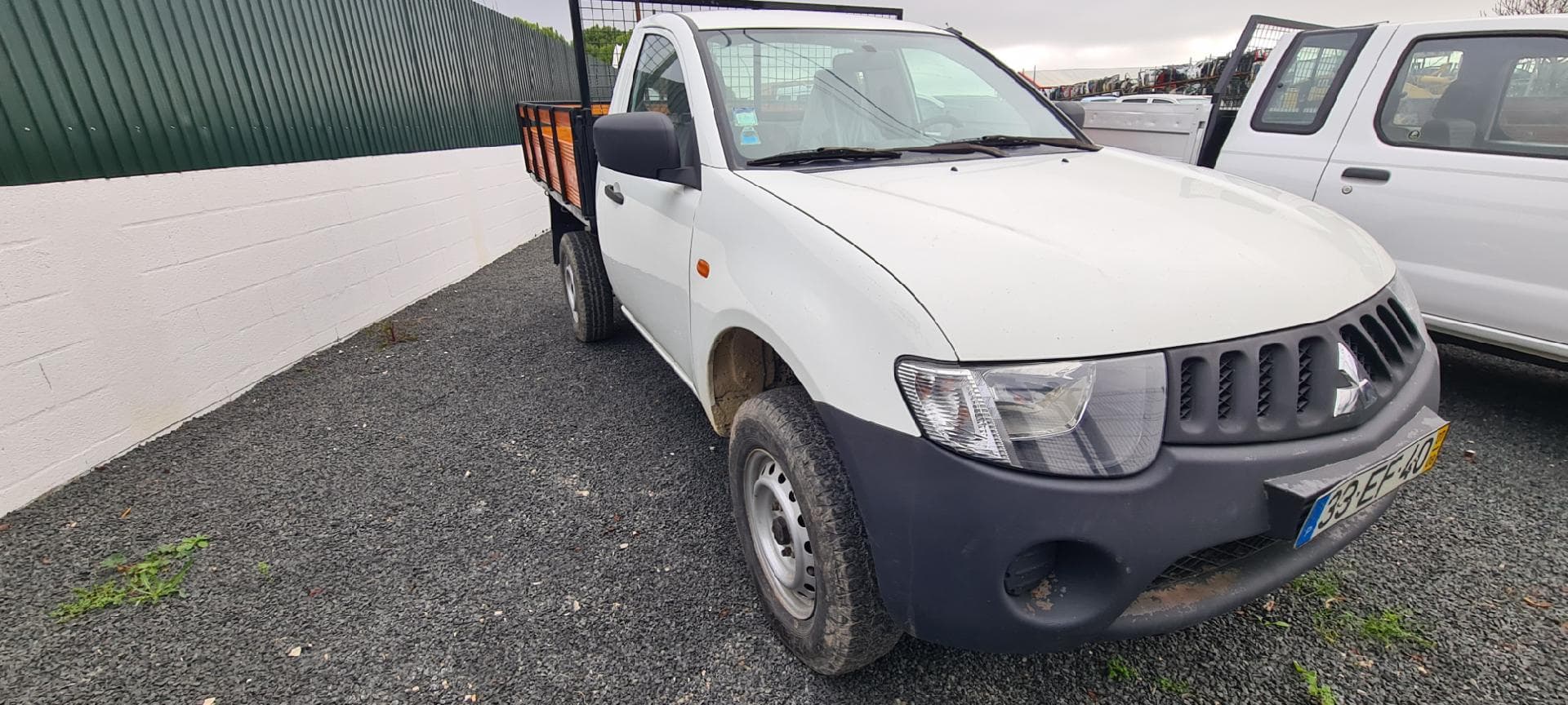 MITSUBISHI L200 Strakar IV — imagen 2