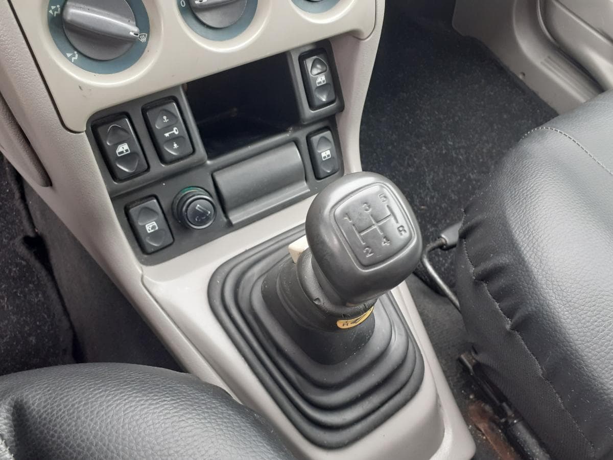 Land Rover Freelander 2.0 4x4 · Ano 1999 — imagen 14
