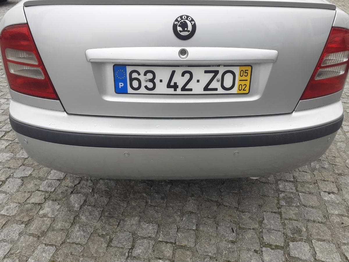 Skoda Octávia 1.6 · Ano 2005 — imagen 7