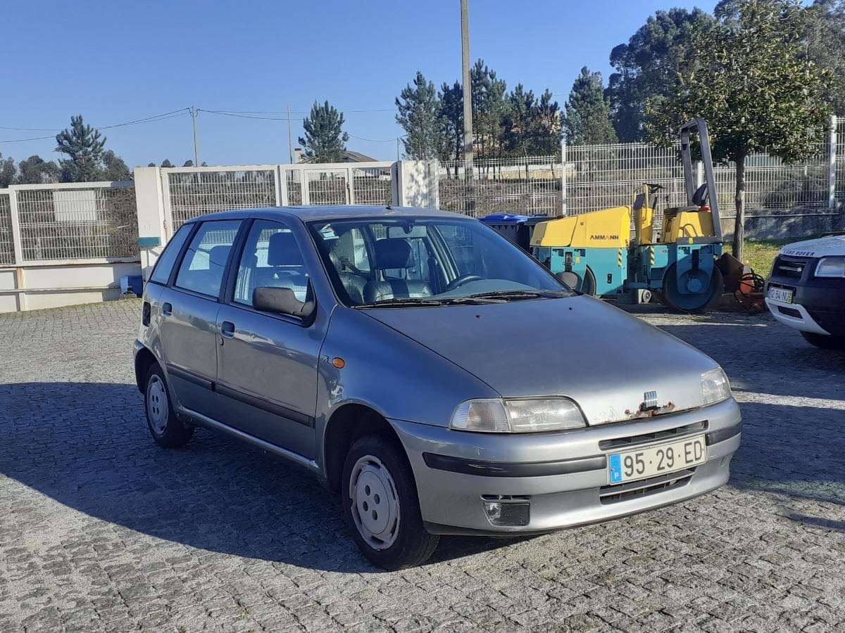 Fiat Punto 1.2 · Ano 1994