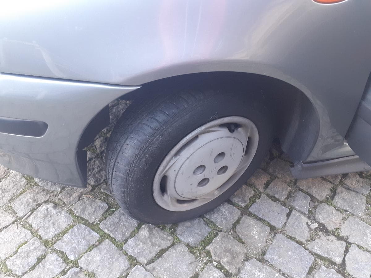 Fiat Punto 1.2 · Ano 1994 — imagen 7