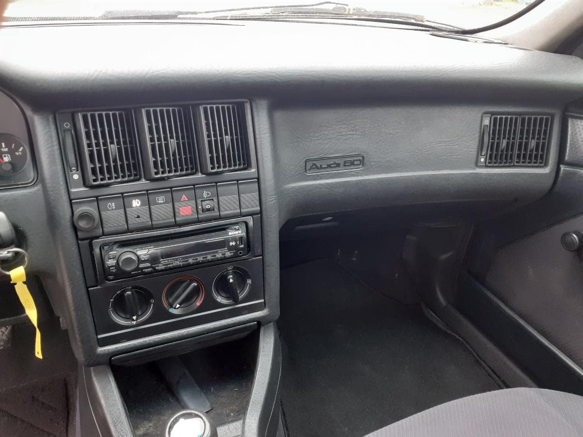 Audi 80 1.9TDI · Ano 1993 — image 12