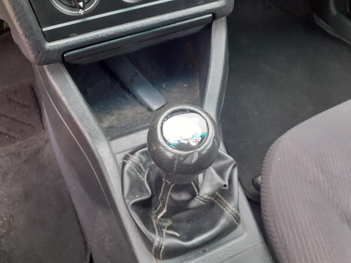 Audi 80 1.9TDI · Ano 1993 — image 17