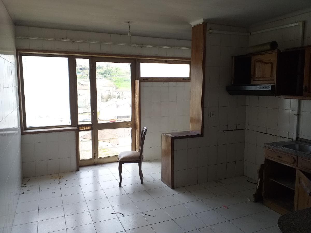 Apartamento T3 + Garagem · Vizela, Braga — image 3