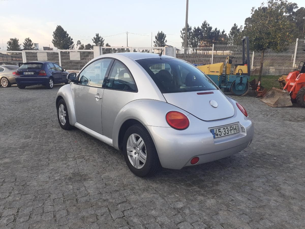 Volkswagen Beetle 1.6 · Ano 2000 — image 6
