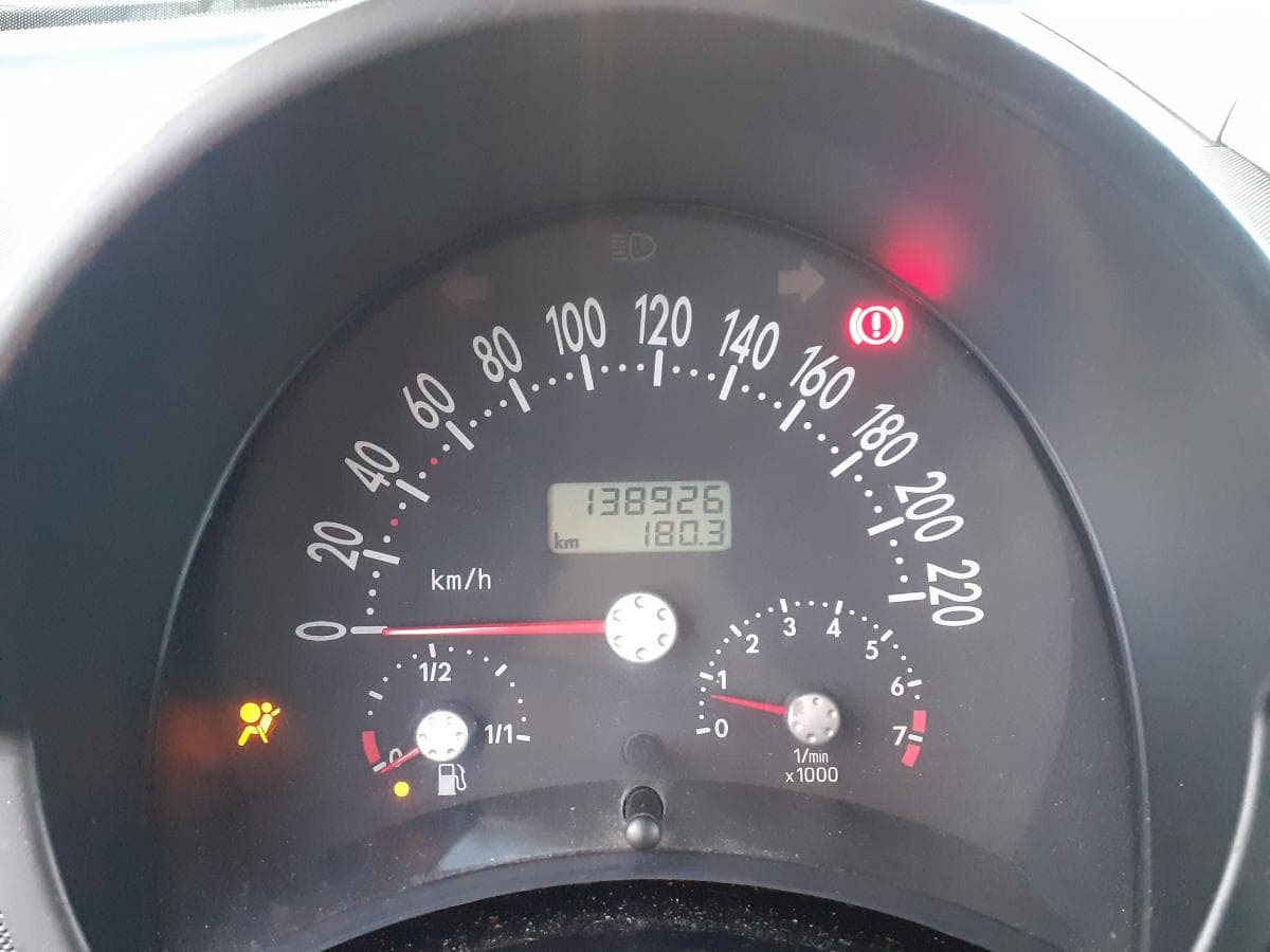 Volkswagen Beetle 1.6 · Ano 2000 — image 15