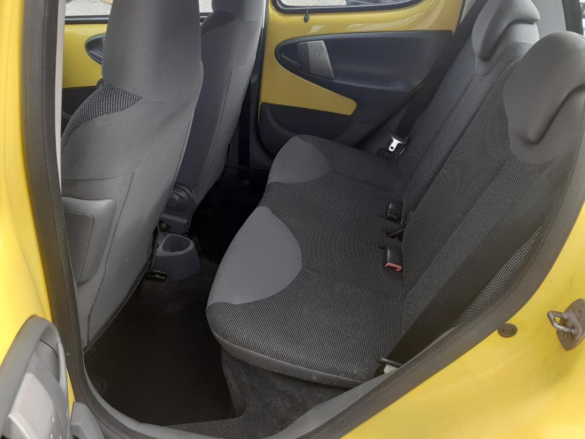Peugeot 107 1.0 · Ano 2007 — image 13