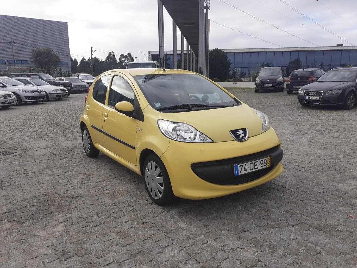 Peugeot 107 1.0 · Ano 2007 — image 1