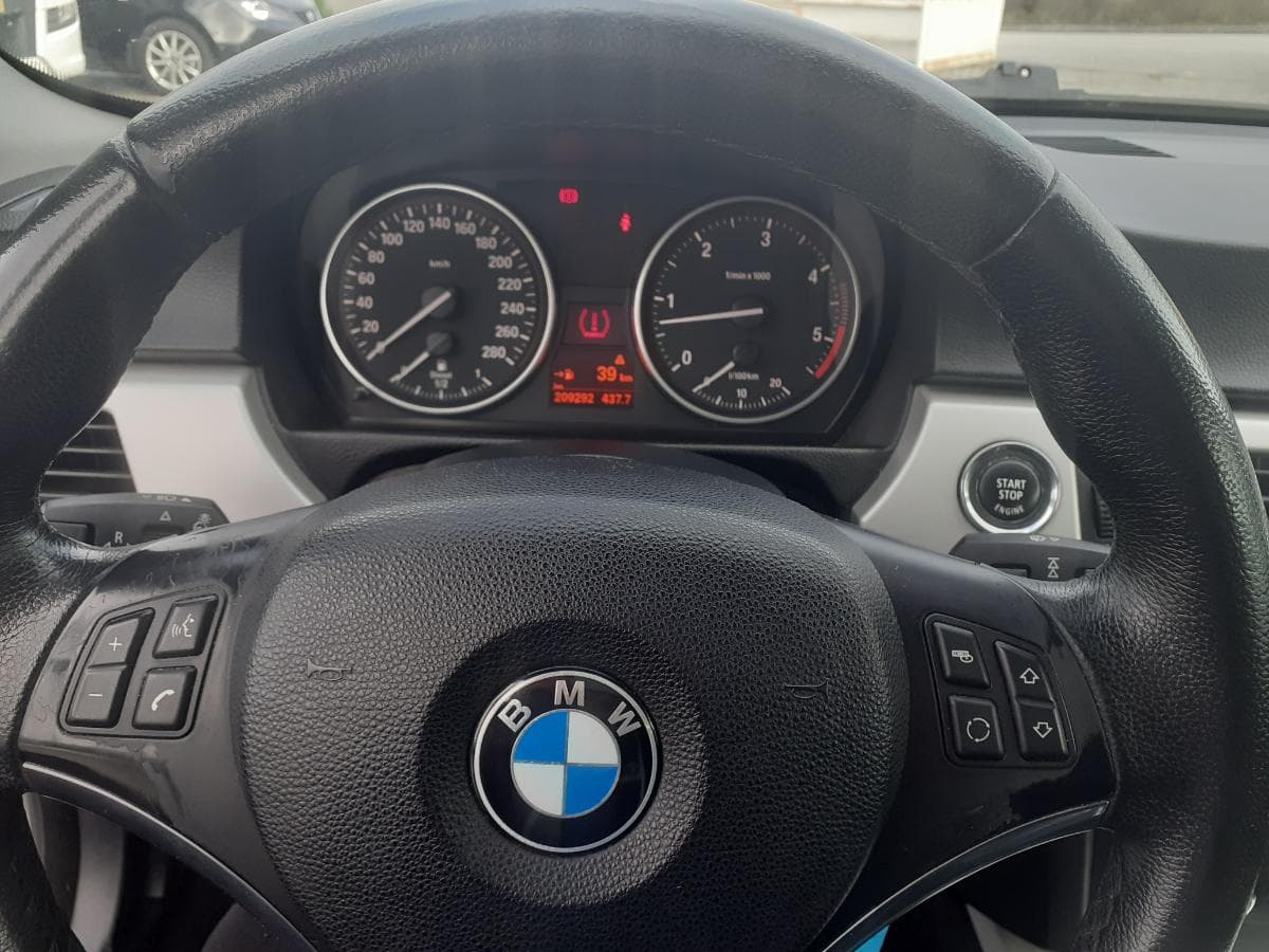 BMW 325D Coupé · Ano 2008 — image 22