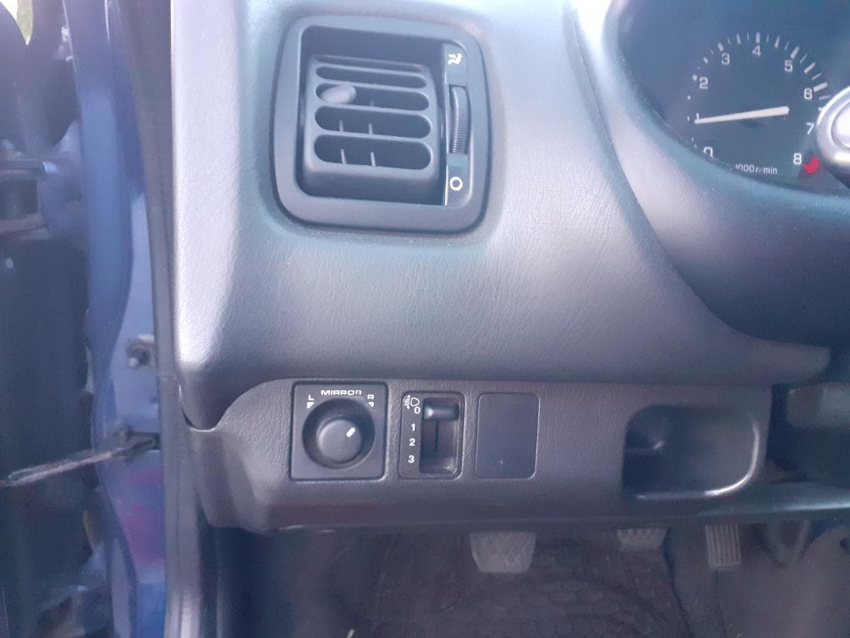 Rover 200 · Ano 1999 — imagen 17