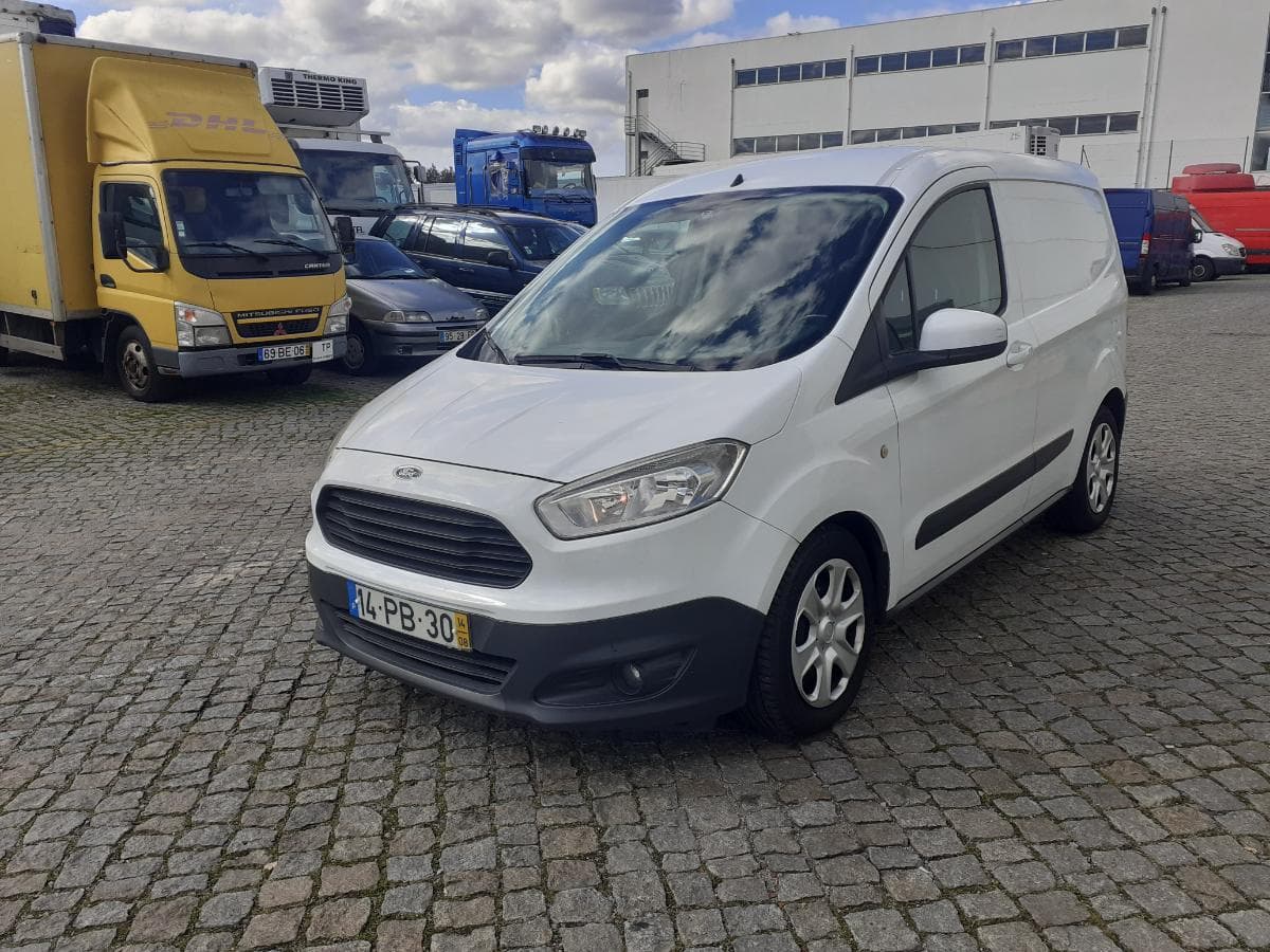 Ford Transit Courrier 1.5 TDCI · 2014 — image 3