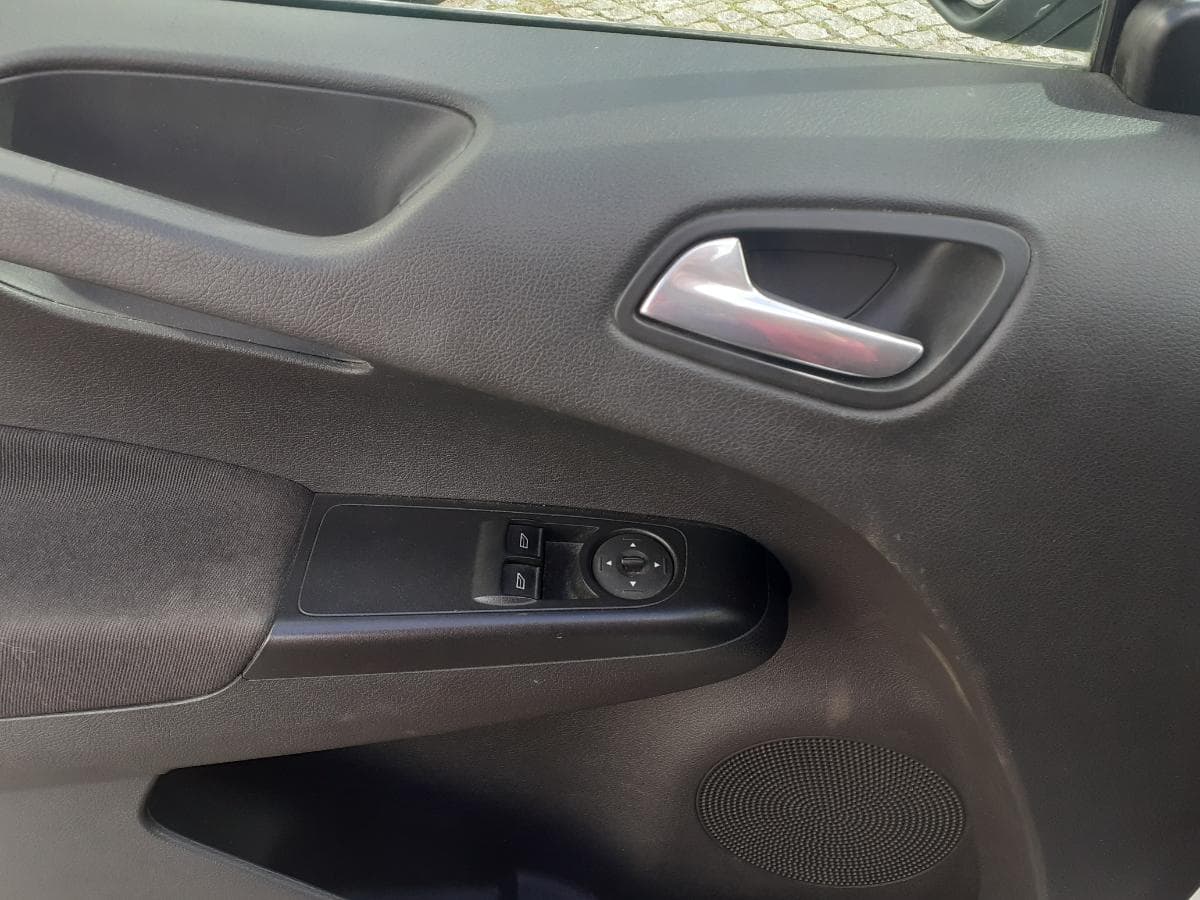 Ford Transit Courrier 1.5 TDCI · 2014 — image 13
